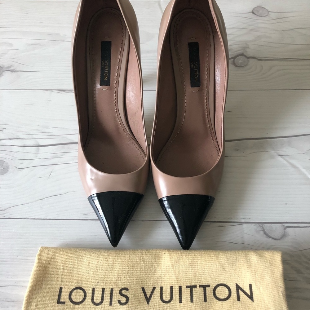 Louis Vuitton Leather Woman Shoes 6US Beige&Black